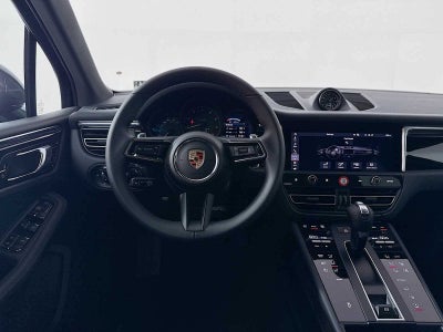 2025 Porsche Macan Macan