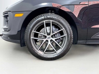 2025 Porsche Macan Macan