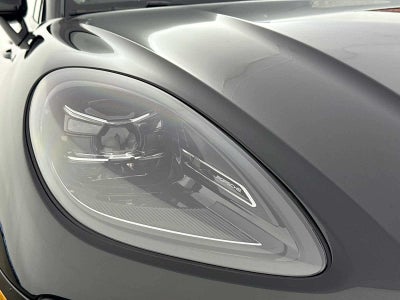 2025 Porsche Macan Macan