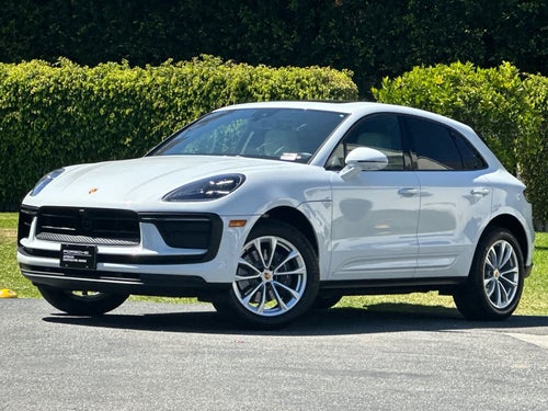 2025 Porsche Macan Base