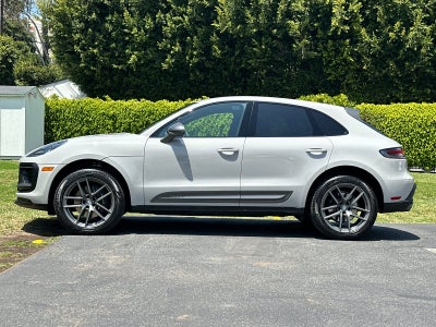 2025 Porsche Macan T
