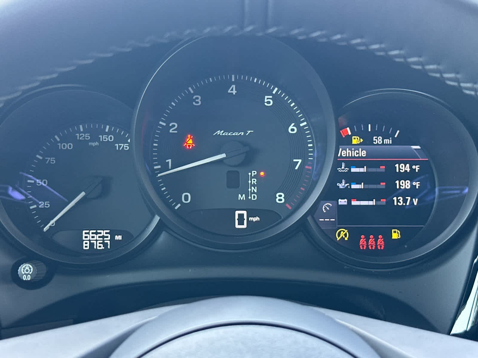 2025 Porsche Macan T