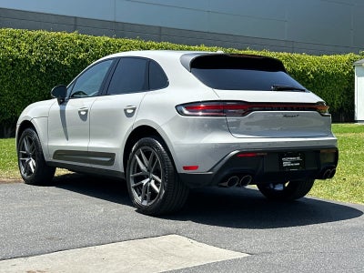 2025 Porsche Macan T