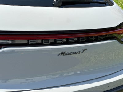 2025 Porsche Macan T