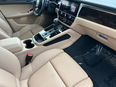 2025 Porsche Macan Macan