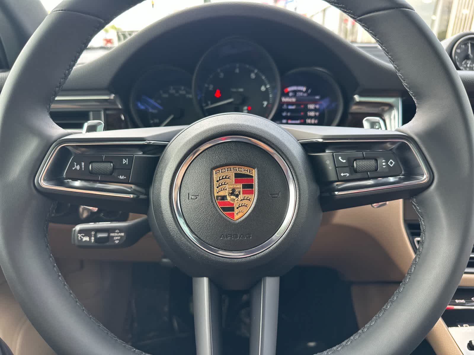 2025 Porsche Macan Macan