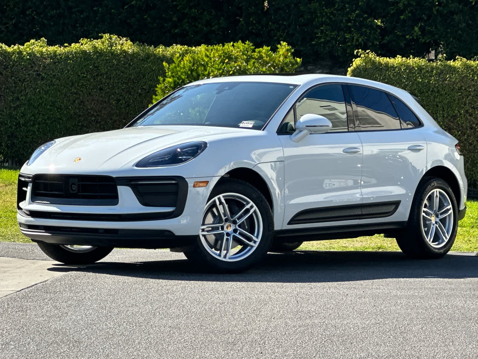 2025 Porsche Macan Macan