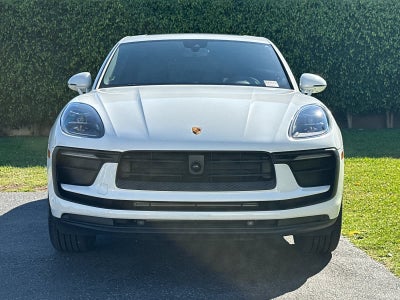 2025 Porsche Macan Macan