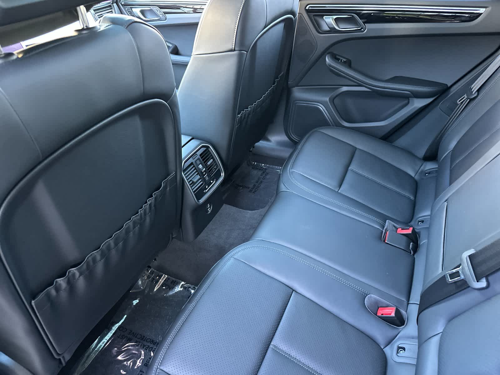 2025 Porsche Macan Macan