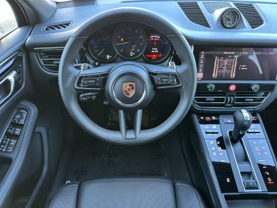 2025 Porsche Macan Macan