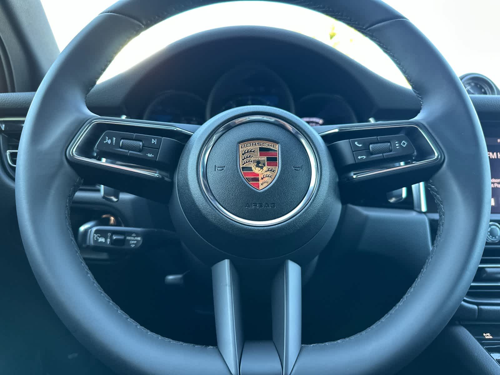 2025 Porsche Macan Macan