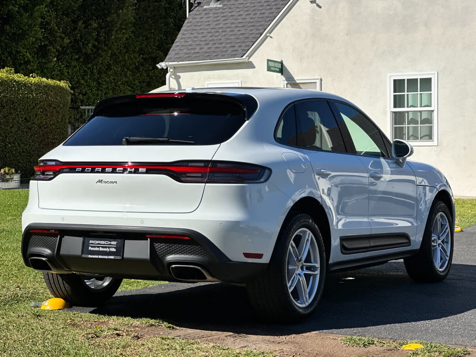 2025 Porsche Macan Macan