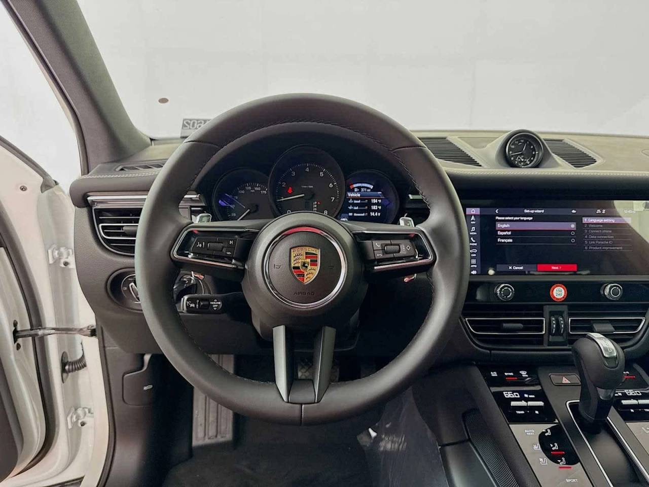 2026 Porsche Macan AWD