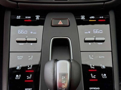 2026 Porsche Macan AWD