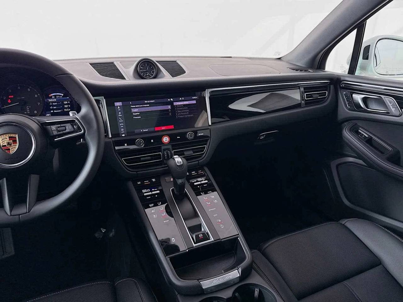 2026 Porsche Macan AWD