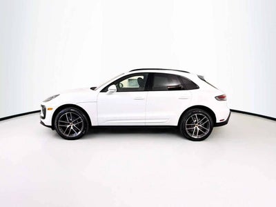 2026 Porsche Macan AWD