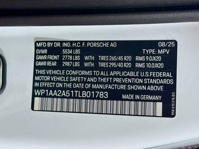 2026 Porsche Macan AWD