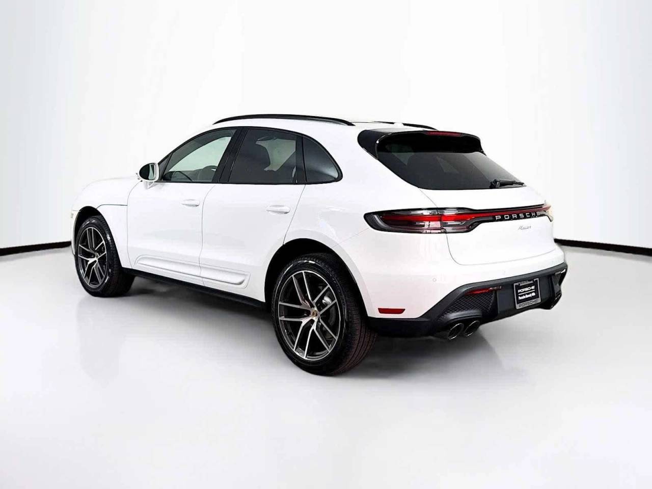 2026 Porsche Macan AWD
