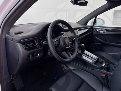 2026 Porsche Macan AWD