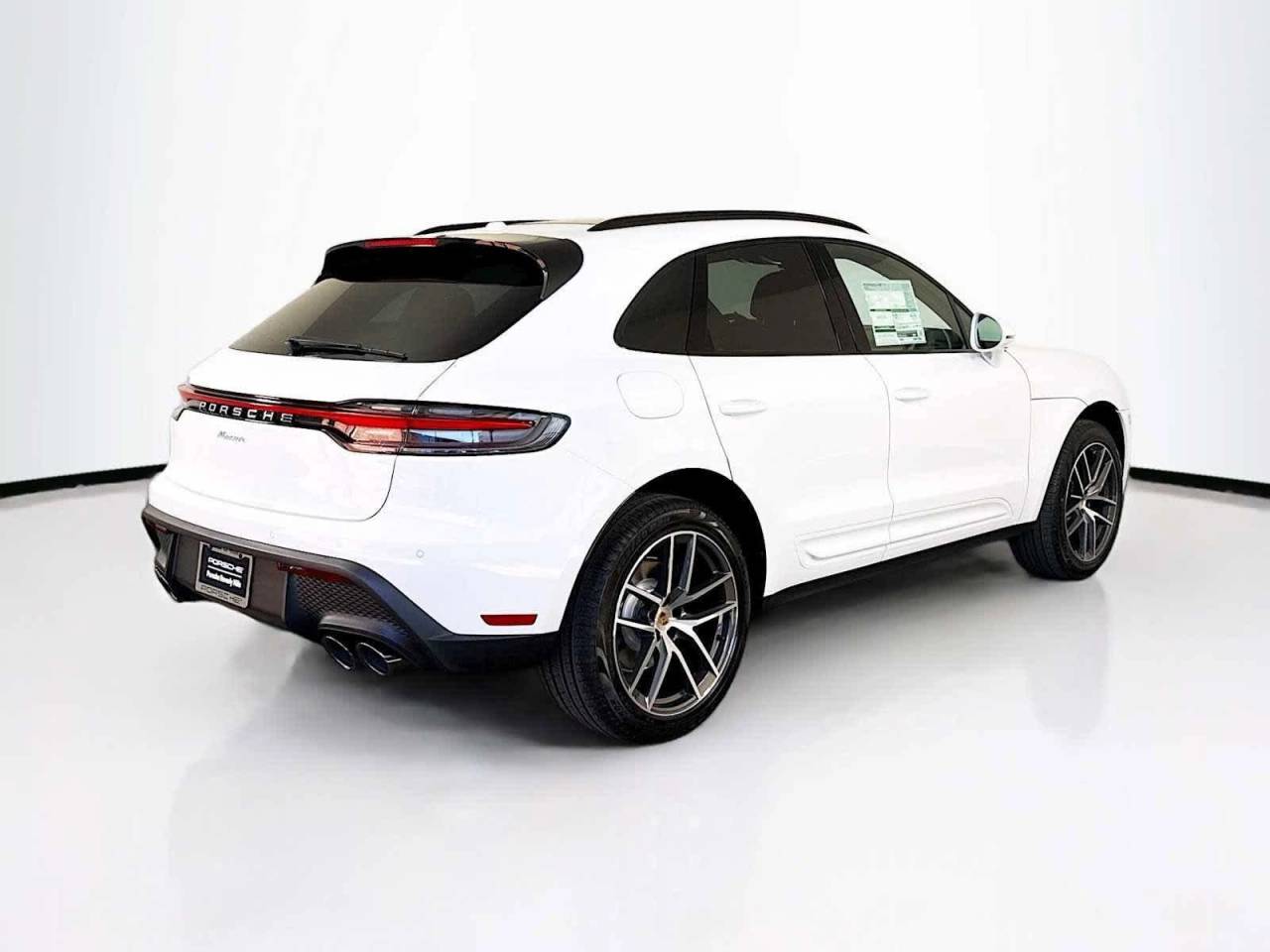 2026 Porsche Macan AWD