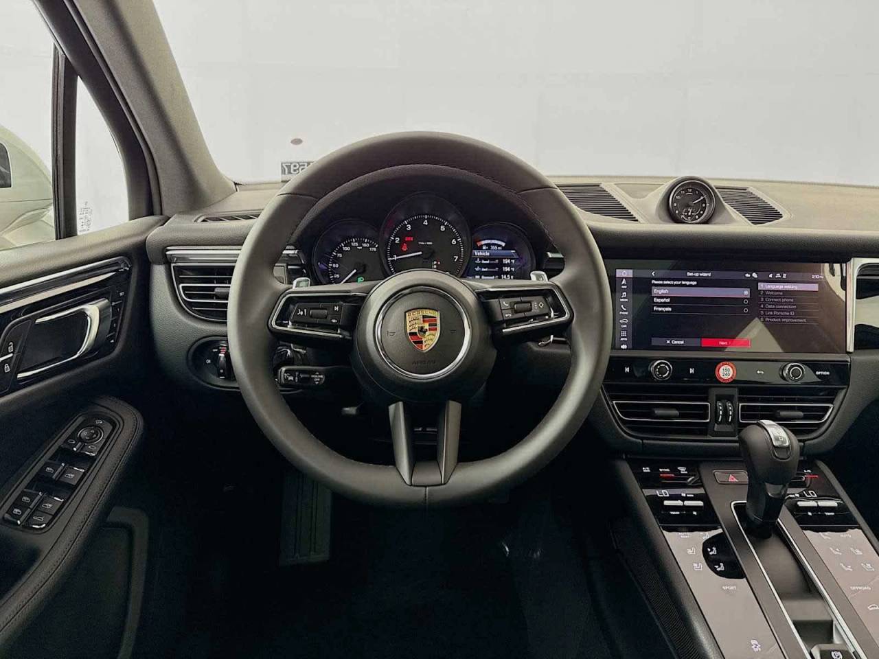 2026 Porsche Macan AWD