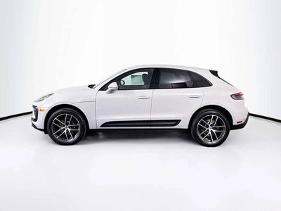 2026 Porsche Macan AWD
