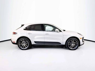 2026 Porsche Macan AWD