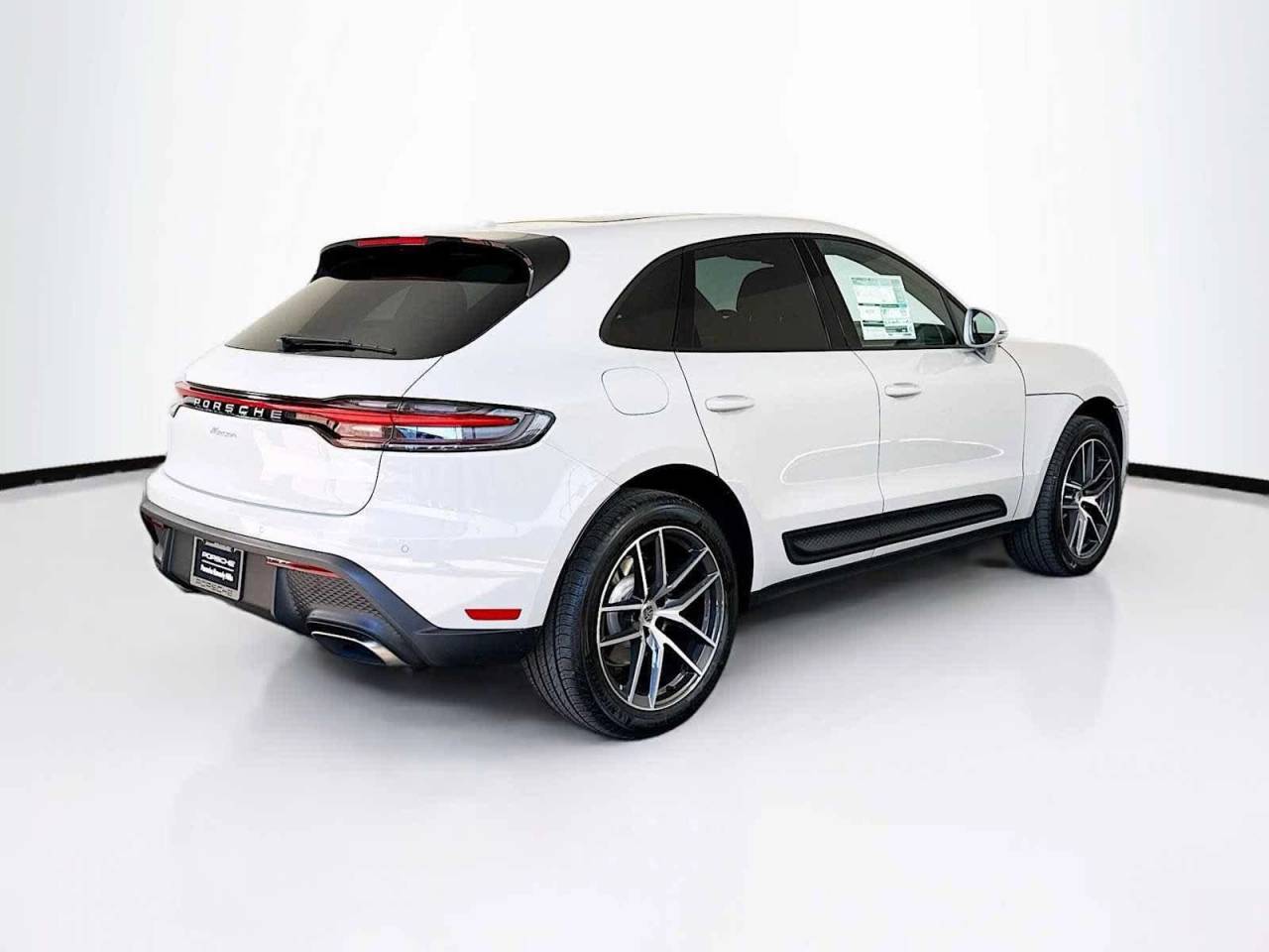 2026 Porsche Macan AWD
