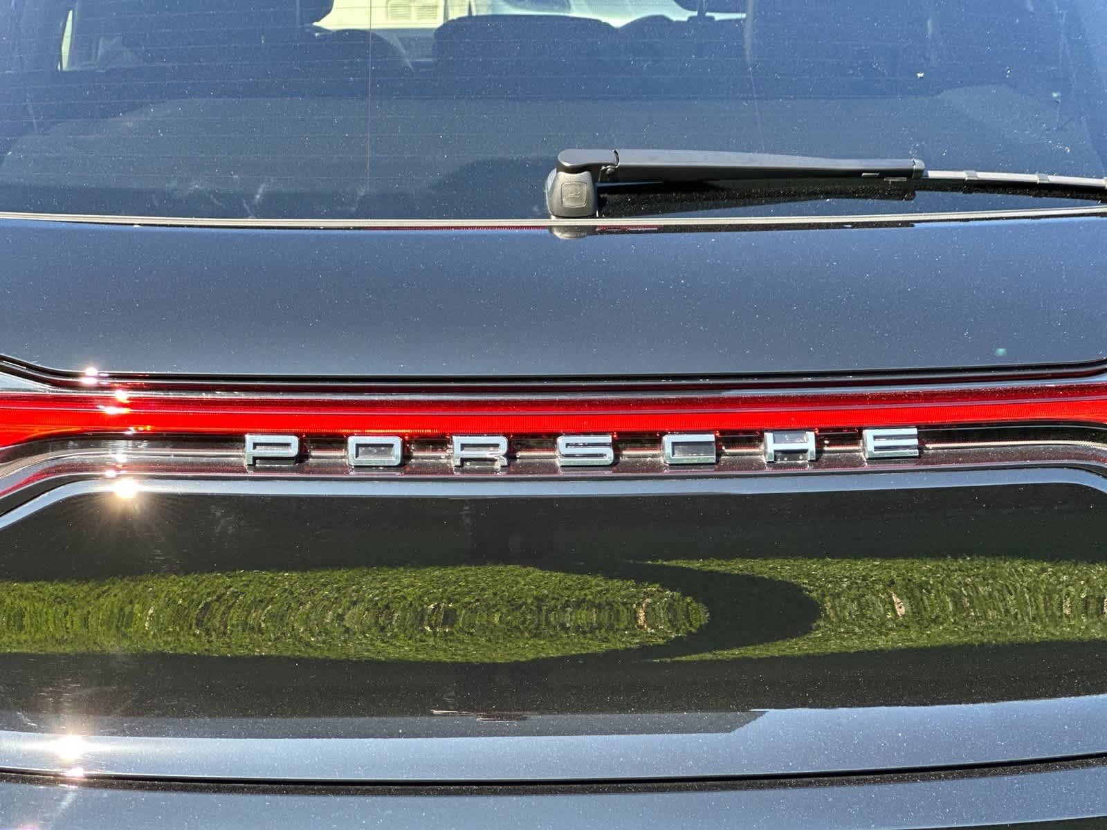 2026 Porsche Macan Macan