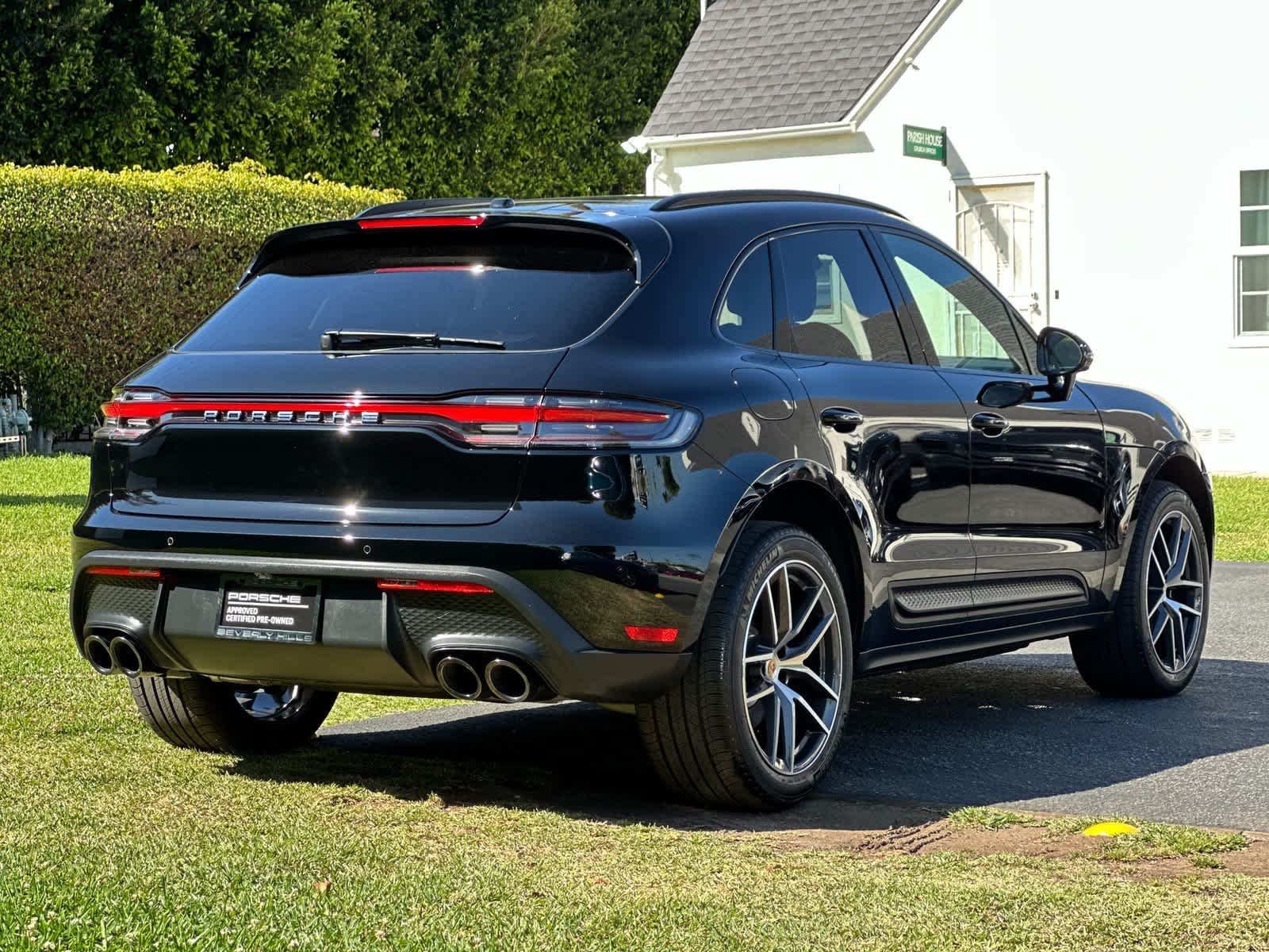 2026 Porsche Macan Macan