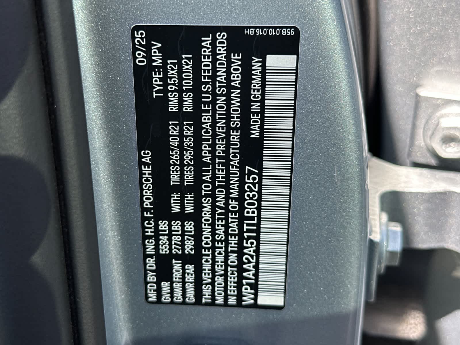 2026 Porsche Macan Macan