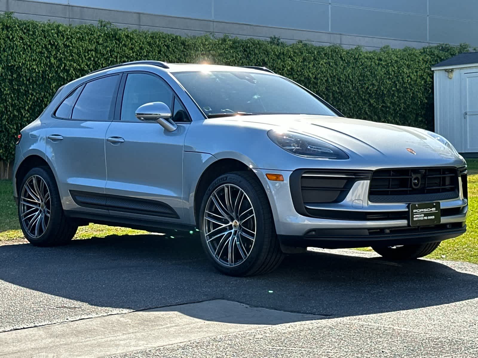 2026 Porsche Macan Macan
