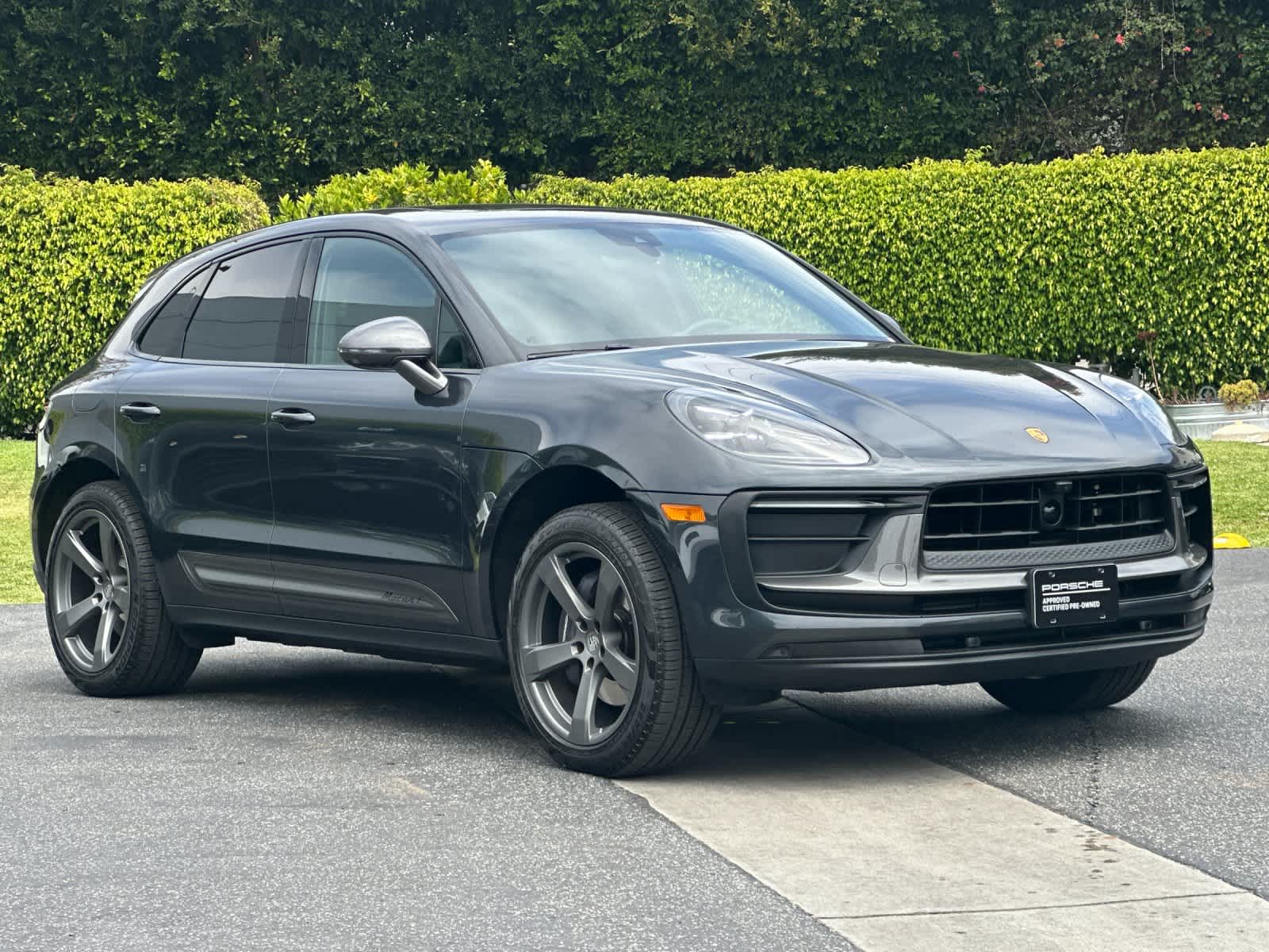 2026 Porsche Macan T