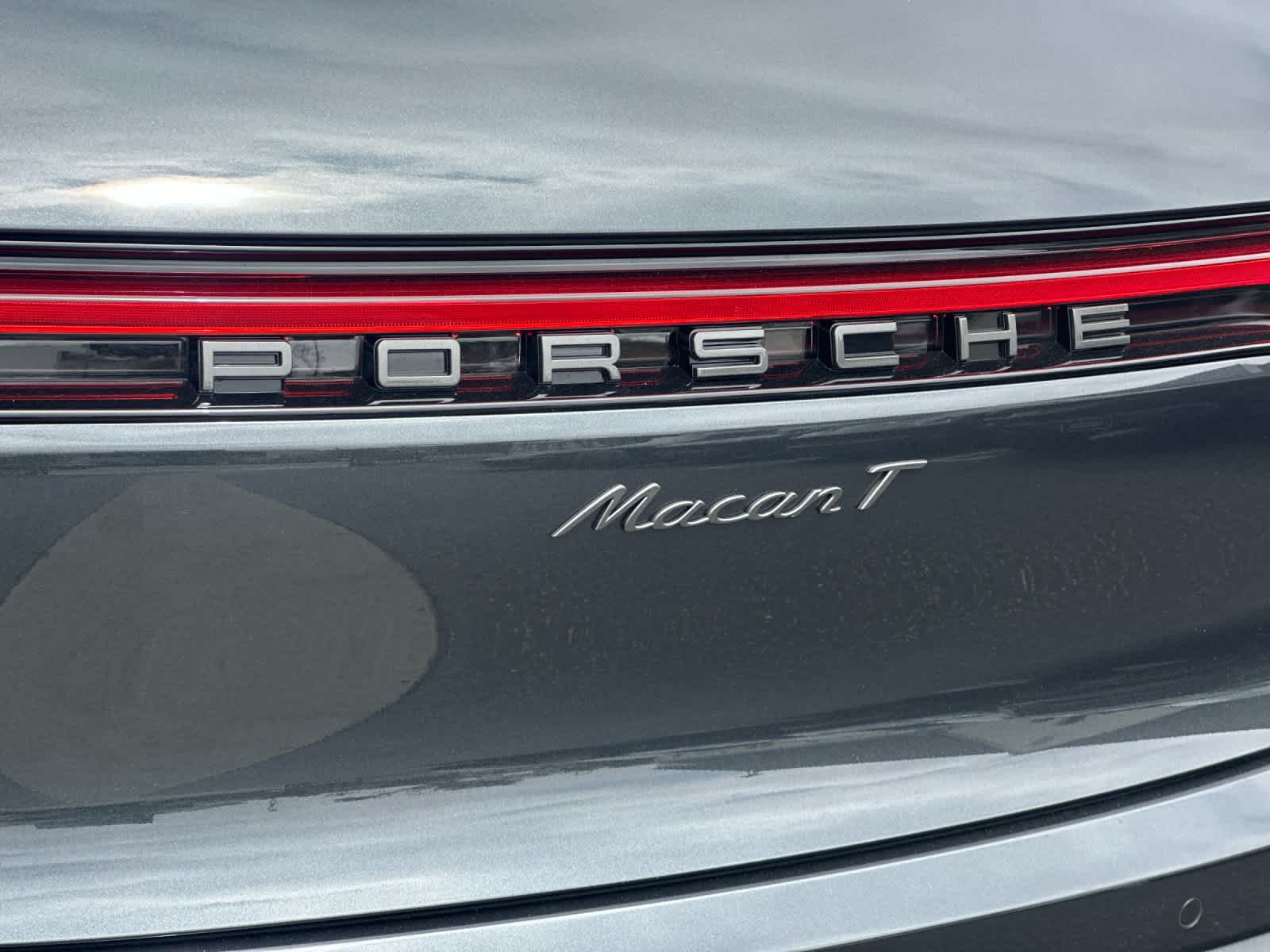 2026 Porsche Macan T