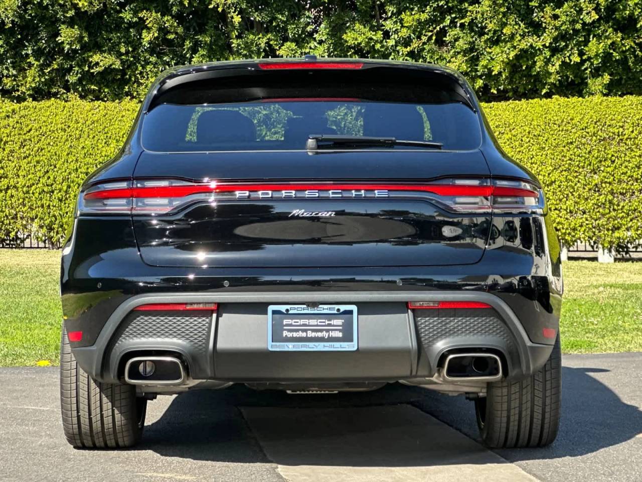 2026 Porsche Macan AWD