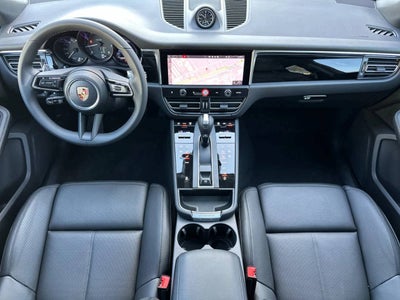 2026 Porsche Macan AWD