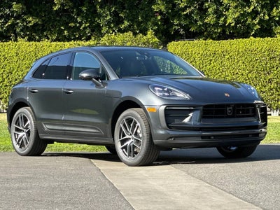 2026 Porsche Macan AWD