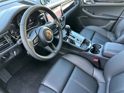 2026 Porsche Macan AWD