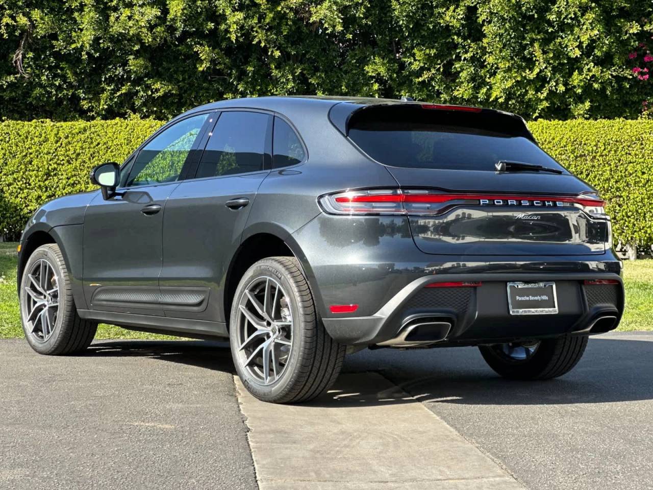 2026 Porsche Macan Macan