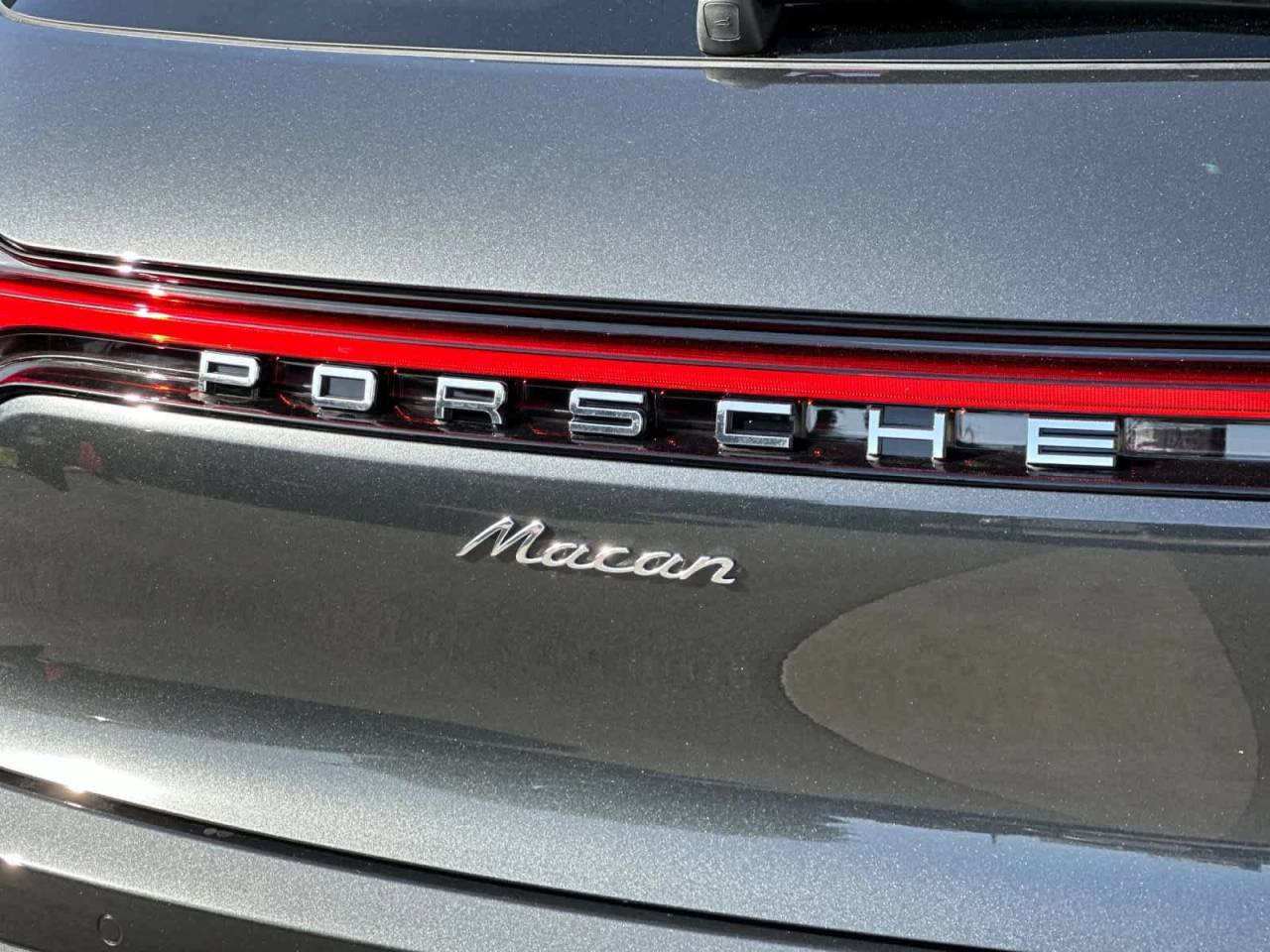 2026 Porsche Macan Macan