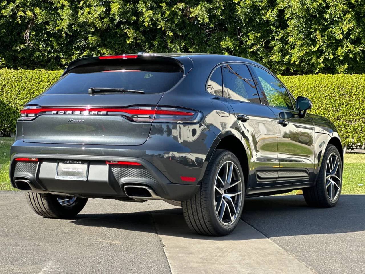 2026 Porsche Macan Macan