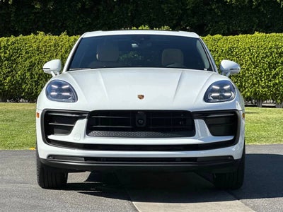 2026 Porsche Macan Base