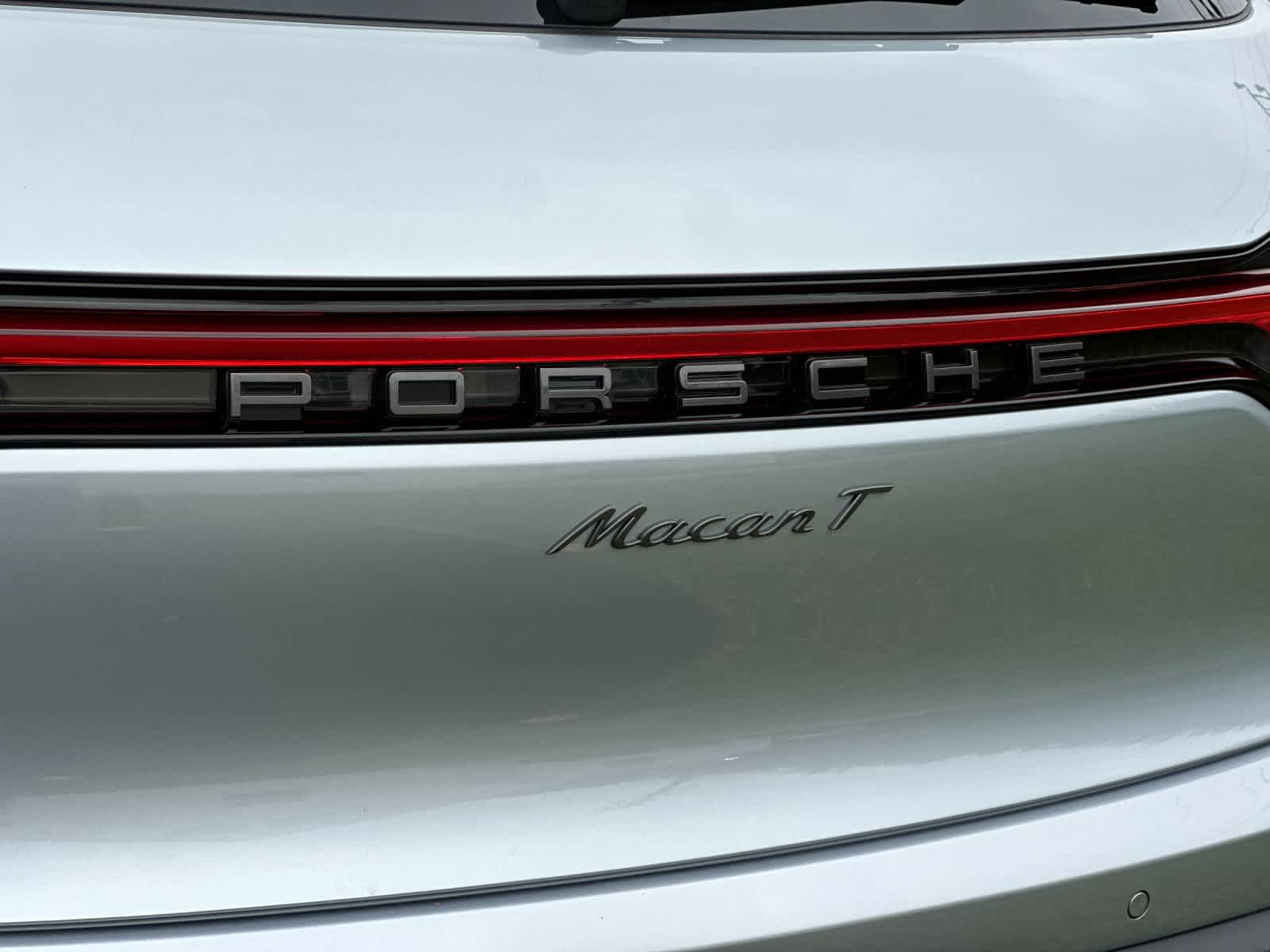 2026 Porsche Macan T