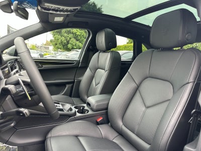 2026 Porsche Macan T