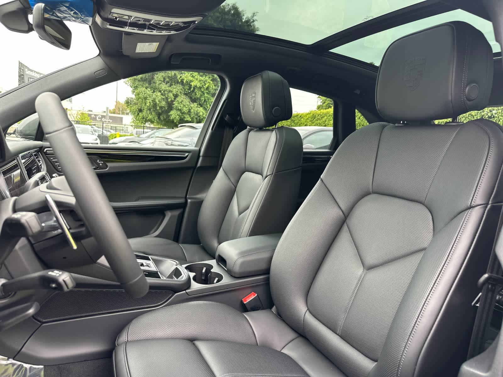 2026 Porsche Macan T