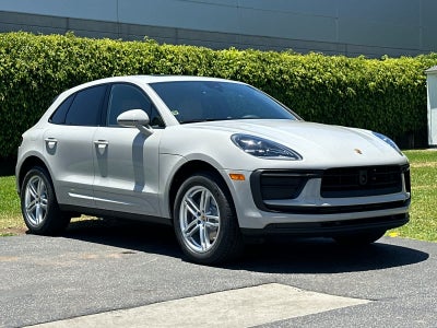 2026 Porsche Macan Macan