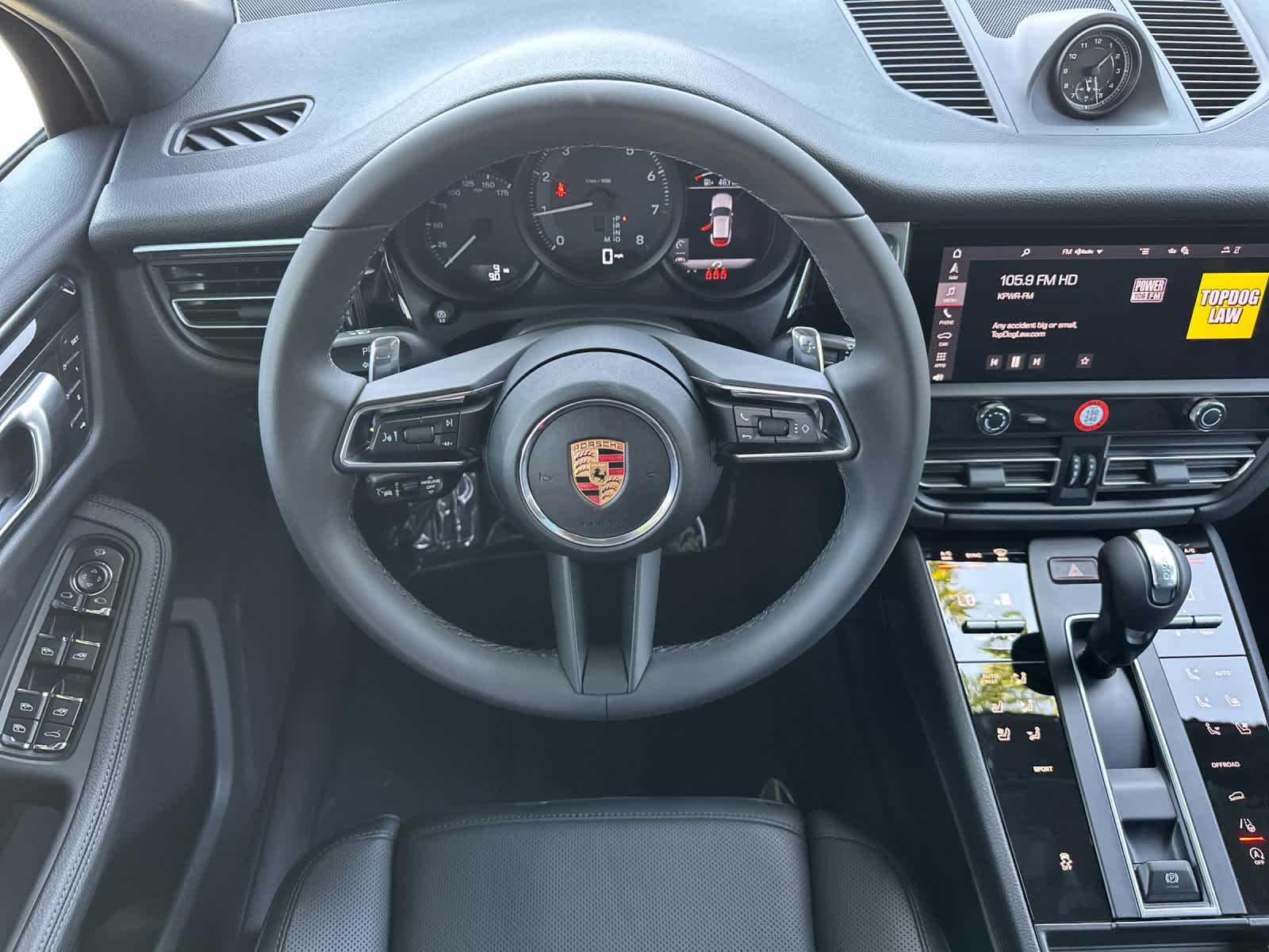 2026 Porsche Macan Base