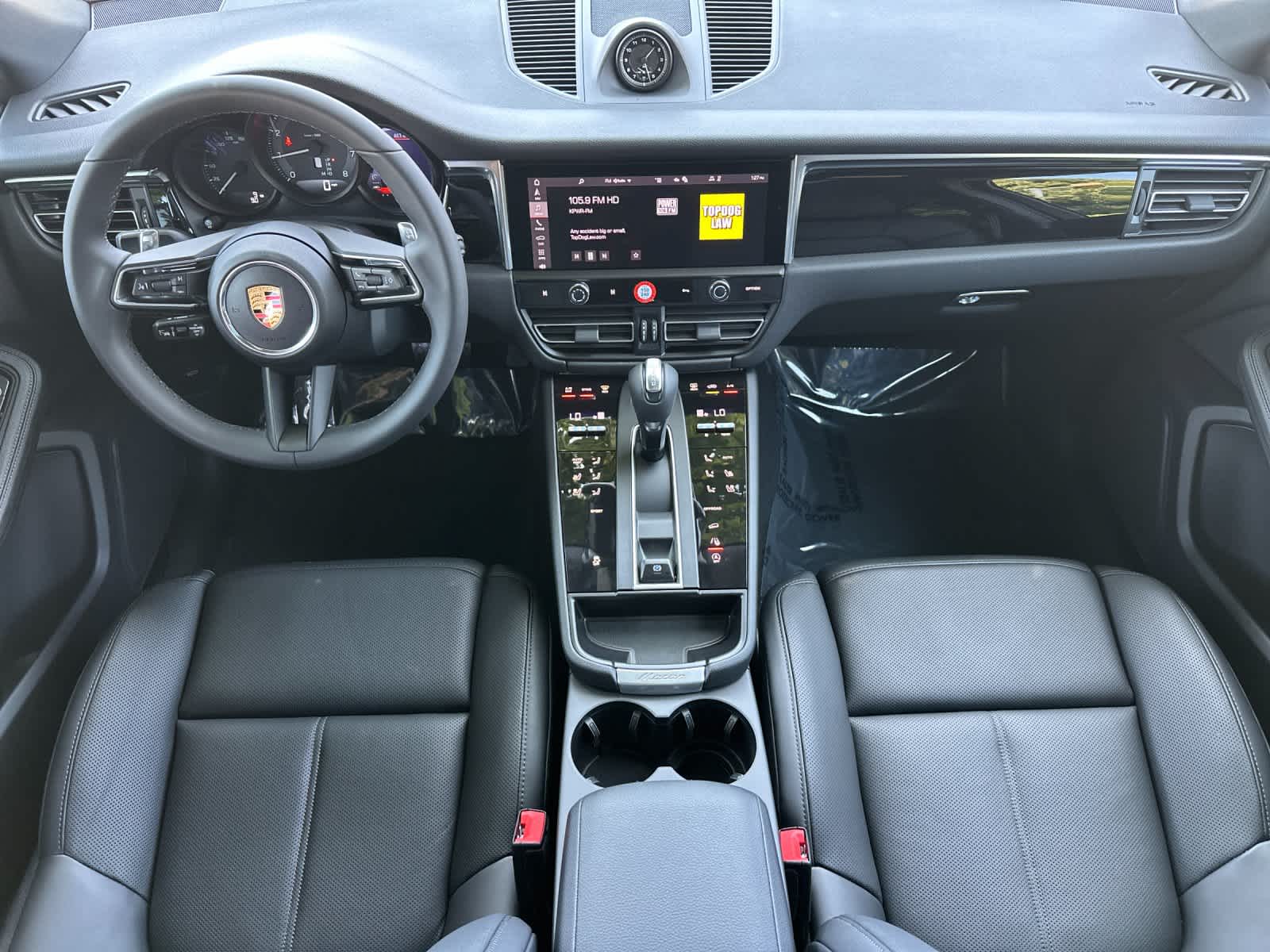 2026 Porsche Macan Base