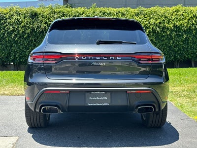 2026 Porsche Macan Macan