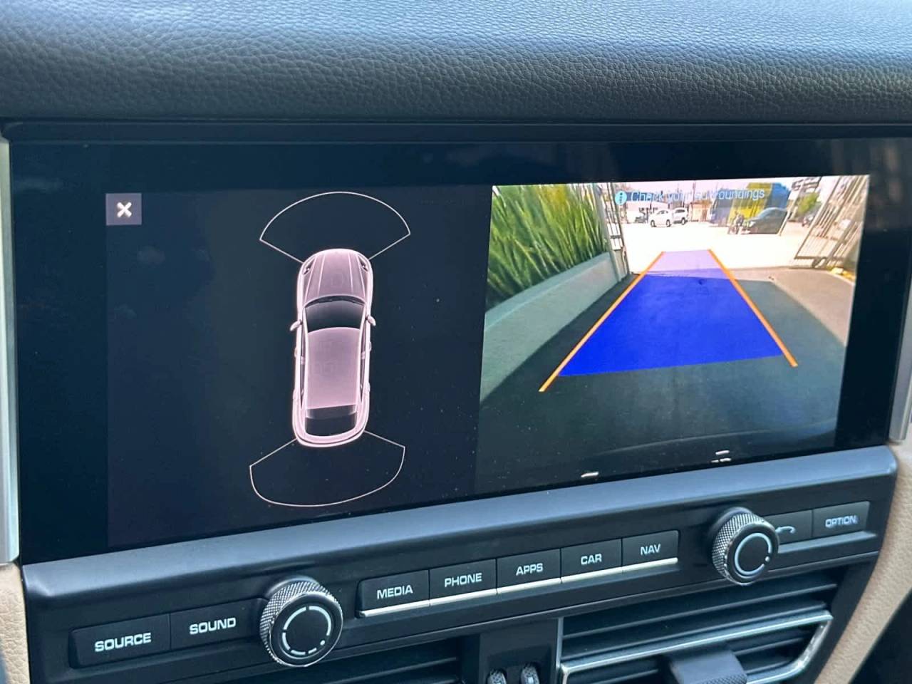 2020 Porsche Macan Macan